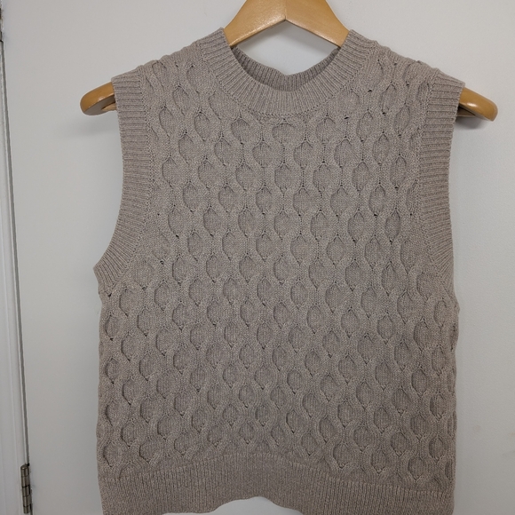 LEVIS CABLE KNIT VEST MID OATMEAL SIZ SMALL - Picture 2 of 4